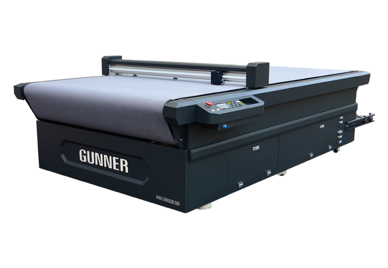 Gunner F Series Auto Fed Flatbed Digital Cutter
