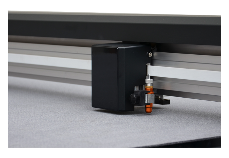 Leading Tool Carriage